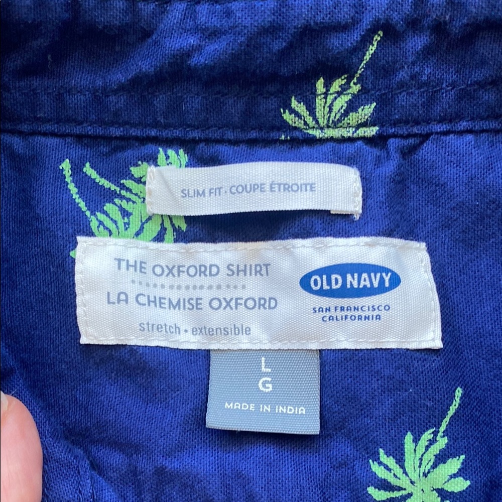 Old Navy The Oxford Shirt Blue with Palm Trees Men’s Large - Picture 3 of 8